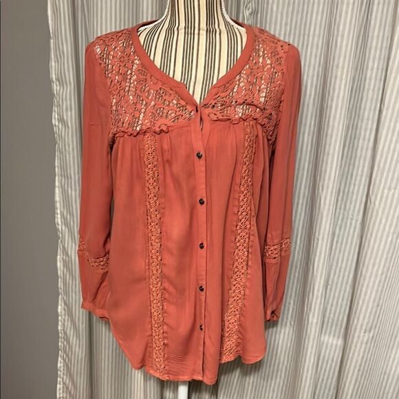 American Eagle Outfitters Coral Lace Blouse - Picture 1 of 6